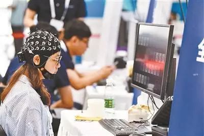 脑控打字北京高一女生夺冠