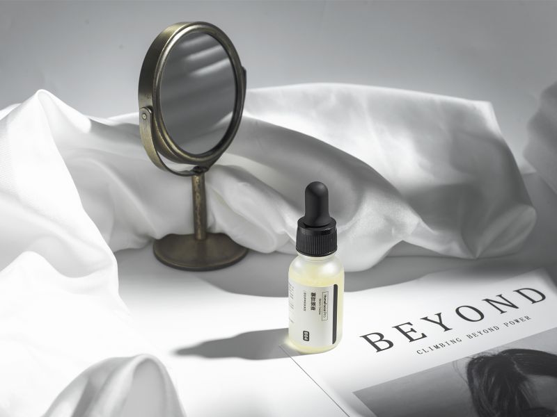 一熬夜吃辣就长毛囊炎,一熬夜一吃辣就长痘痘