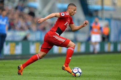 从贫民窟走向英超,从贫民窟的小子到英超巨星