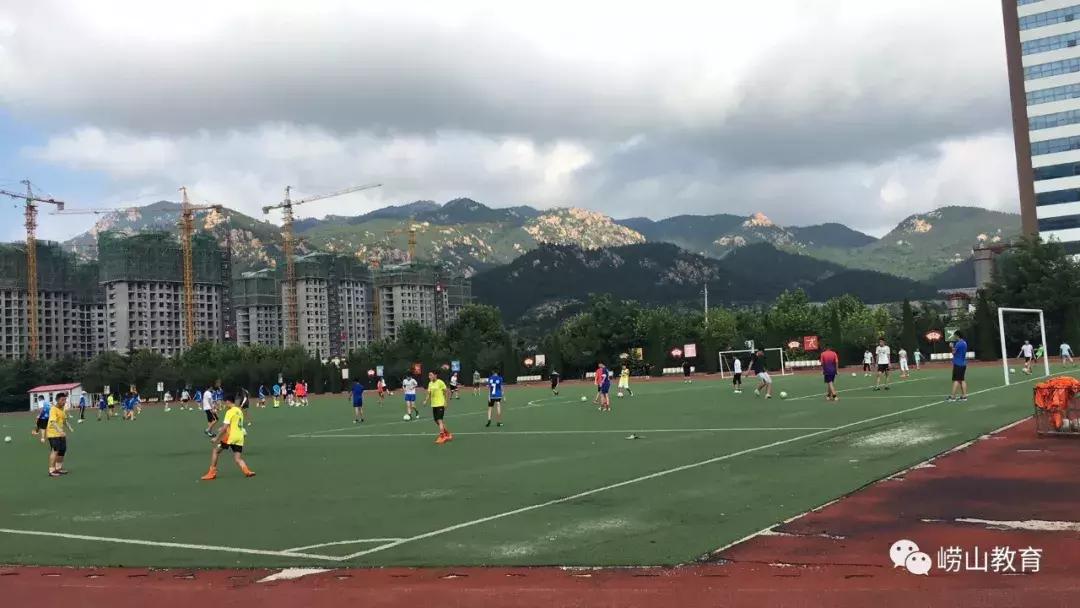崂山区第一届特色学校足球联赛,青岛校园足球联赛开幕