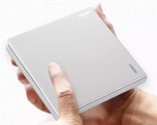 装修用五孔插座开关什么牌子好,国外品牌开关插座排行榜前十名