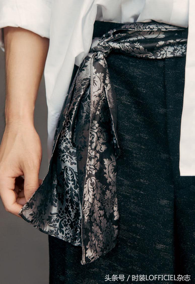 青少年的秋季潮牌小白衬衫,whiteshirts