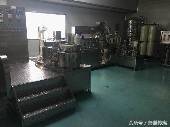 老藤世家滕明华,一生免费行医,曾因不落世俗拒绝三千万融资