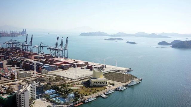 深圳无边的游泳池,深圳无边泳池图