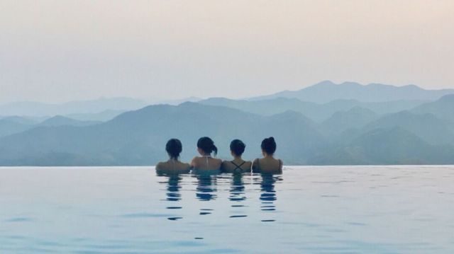 深圳无边的游泳池,深圳无边泳池图