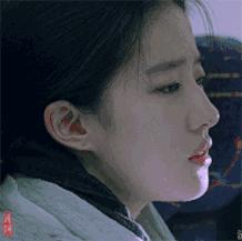 这么动人的“流泪亲吻妆”，其实你不用哭就能拥有！