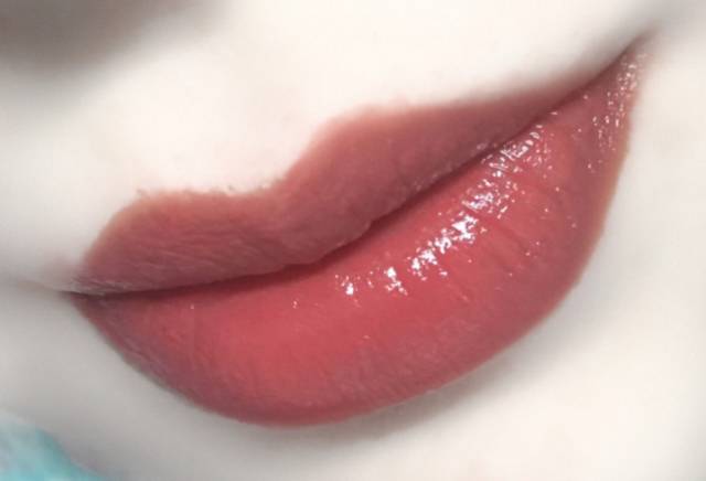 年轻女孩子最喜欢涂mac口红,用mac口红的是什么女人