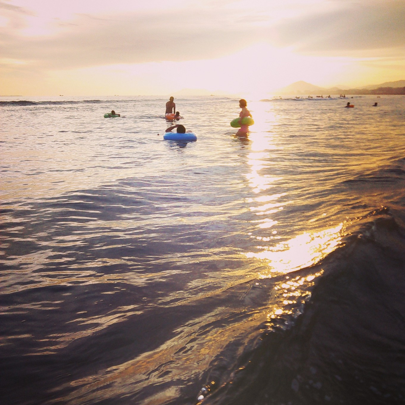 海口三亚海边哪个好玩,三亚海口必去景点推荐