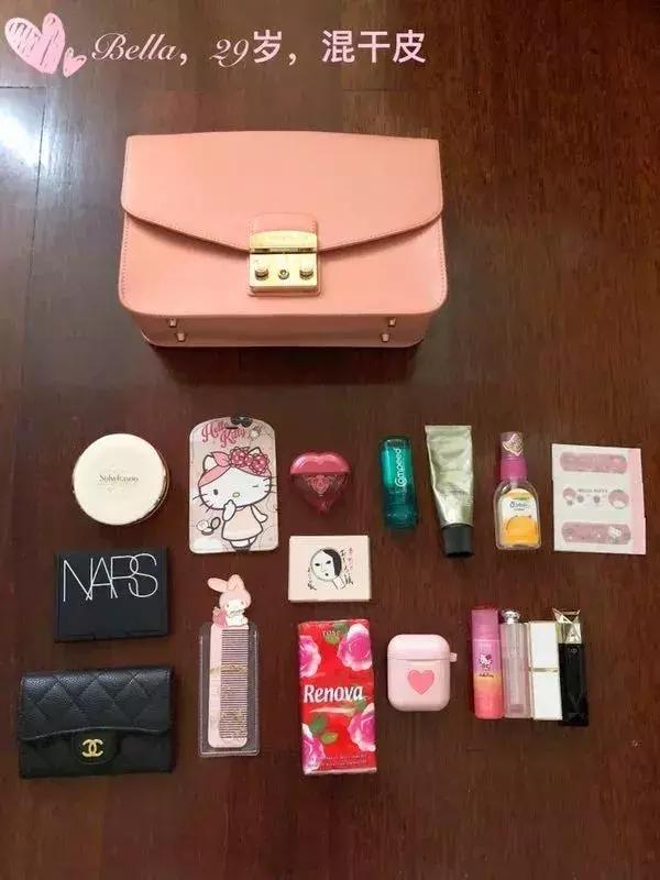粉丝的包包,粉丝的口红