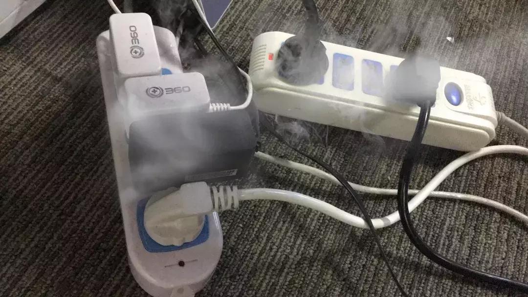 震惊:马卡龙界出现了……