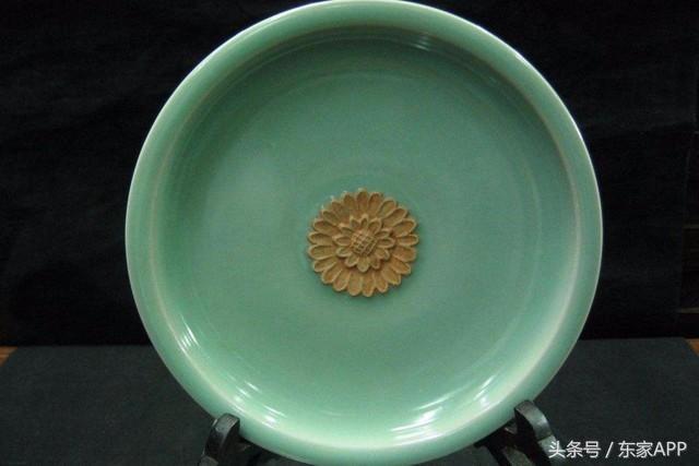 龙泉窑米色釉,龙泉窑瓷器都什么颜色好看