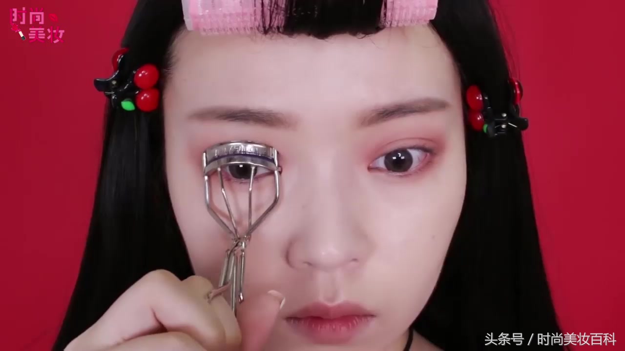 樱桃系甜美妆容,樱桃妆教程复古