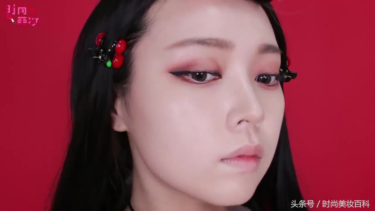 樱桃系甜美妆容,樱桃妆教程复古