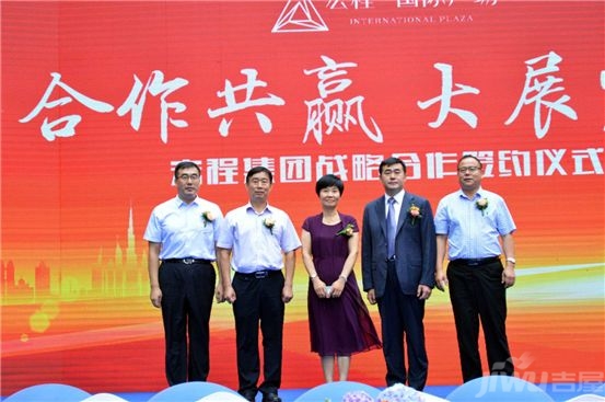 淄博新世界商业步行街开业的样子,张店新开的商业街