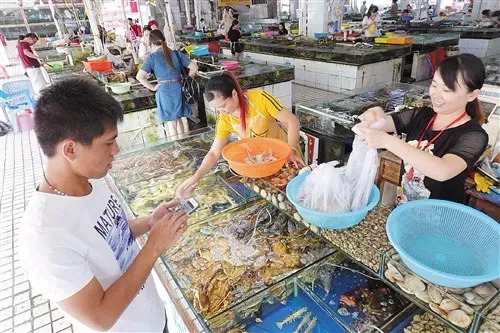 南宁淡村海鲜市场螃蟹价格,南宁深海海鲜价格