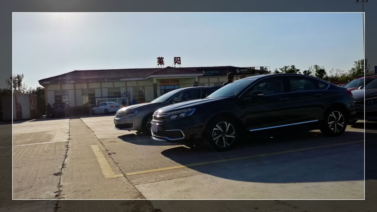 坚持自己的意念走自己的路,坚持自己的路自己走