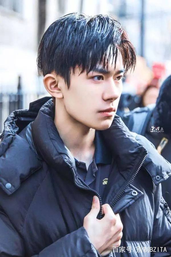 易烊千玺的少年感，广末凉子、袁咏仪、宣萱这些女星们从来都不缺