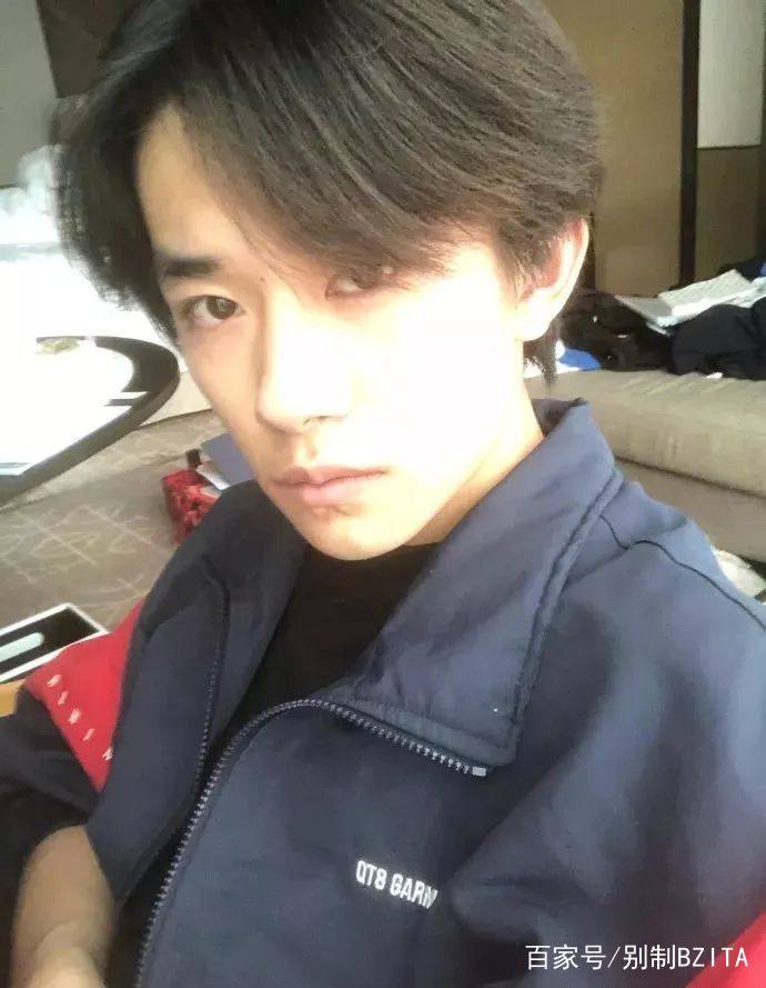 易烊千玺的少年感，广末凉子、袁咏仪、宣萱这些女星们从来都不缺