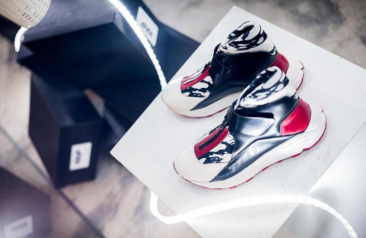 2023国产运动鞋品牌排行前十名,国产品牌运动鞋十大排名及标志