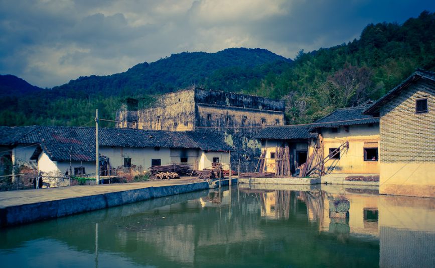 韶关曲江乳源诗友结袂自然游集诗三十首