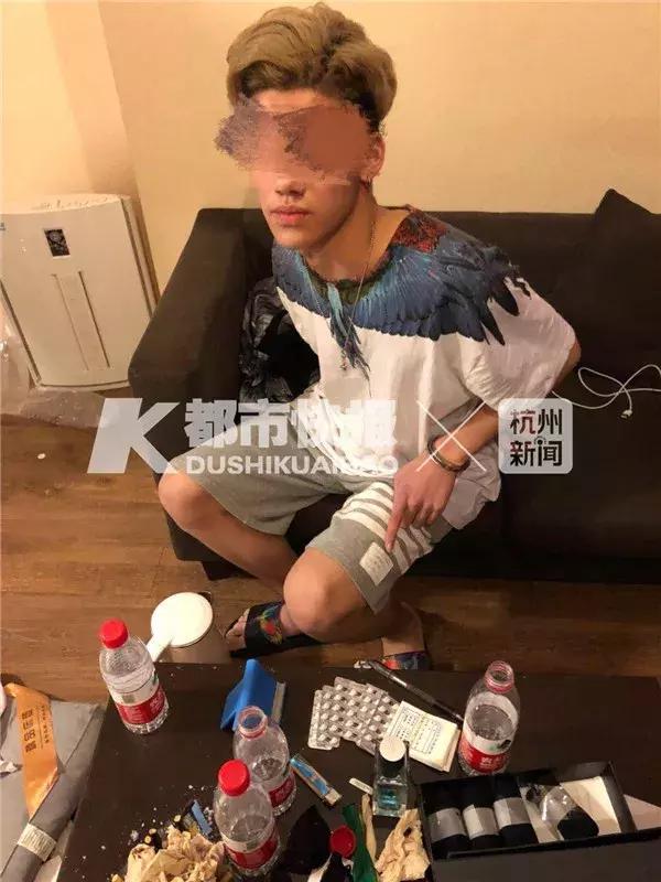 微商变毒贩！日本海淘蓝精灵，价格翻100倍在朋友圈兜售！