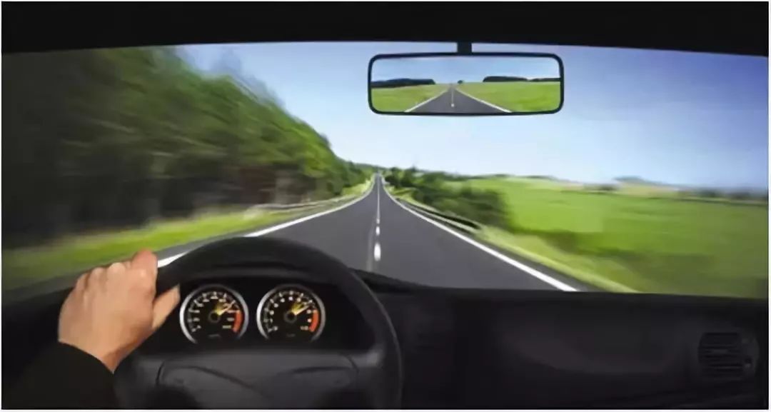 油表灯的正确使用方法,车油表显示100跑了三公里剩90