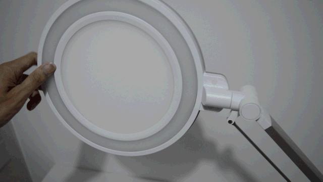 孩视宝柔和自然光护眼台灯,护眼儿童台灯图片大全