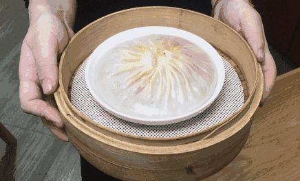 当年要是我没去批发美容美发产品,现在哪里还有小杨生煎的机会!