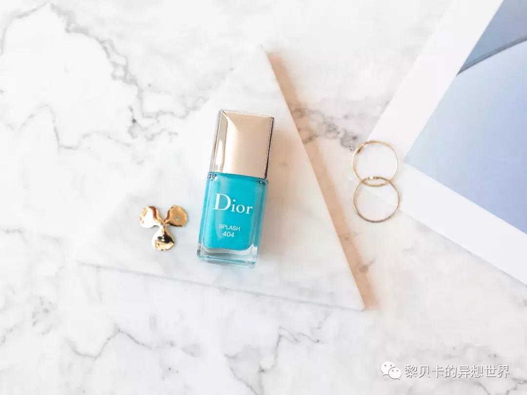 夏天指甲油2022年新款显白图片,显手白的十种指甲油推荐