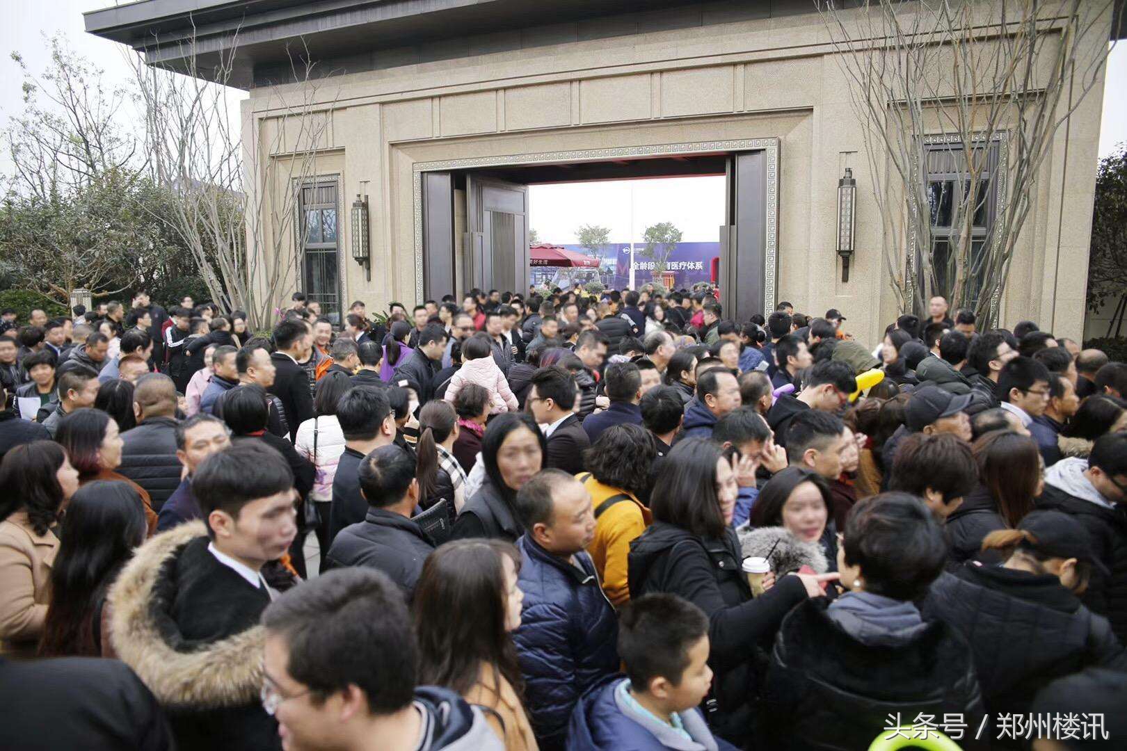 售楼部抢房火爆结果没有几个人住,售楼部疯狂抢房