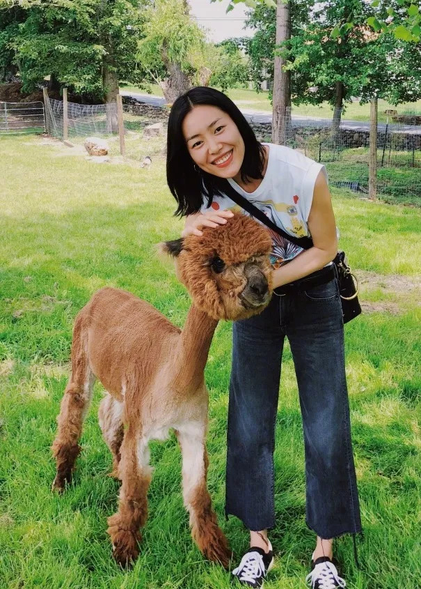 摩登妆容|刘雯私照秘籍靠进化版CC霜帮大忙?清透底妆原来很圈粉!