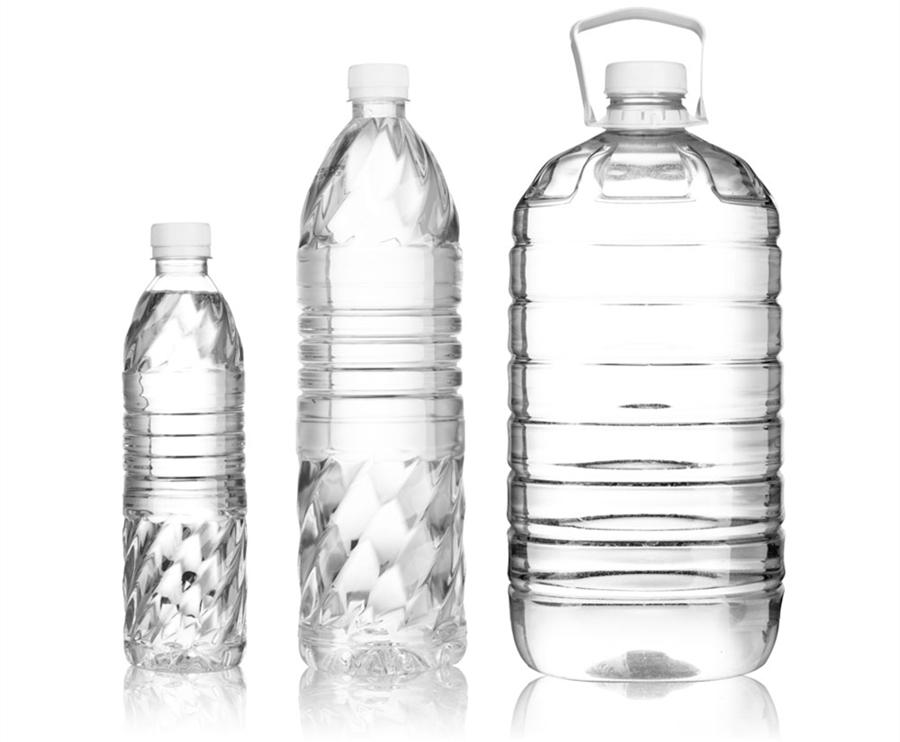 车上挂饰品会有安全隐患吗,汽车前面挂小配饰违法吗