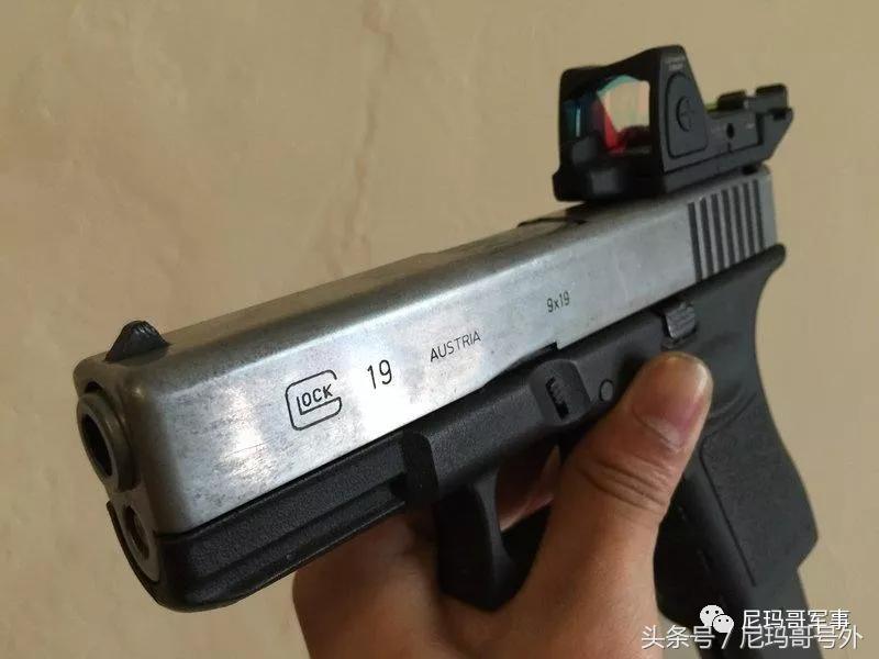 glock授权玩具厂,glock18玩具