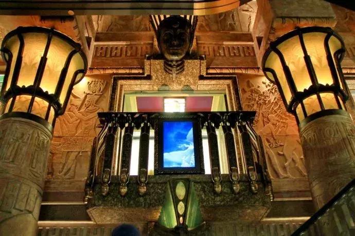 C位女神の心机3大撞星事件频发地让你和梦想中的ICON“一吻定情”