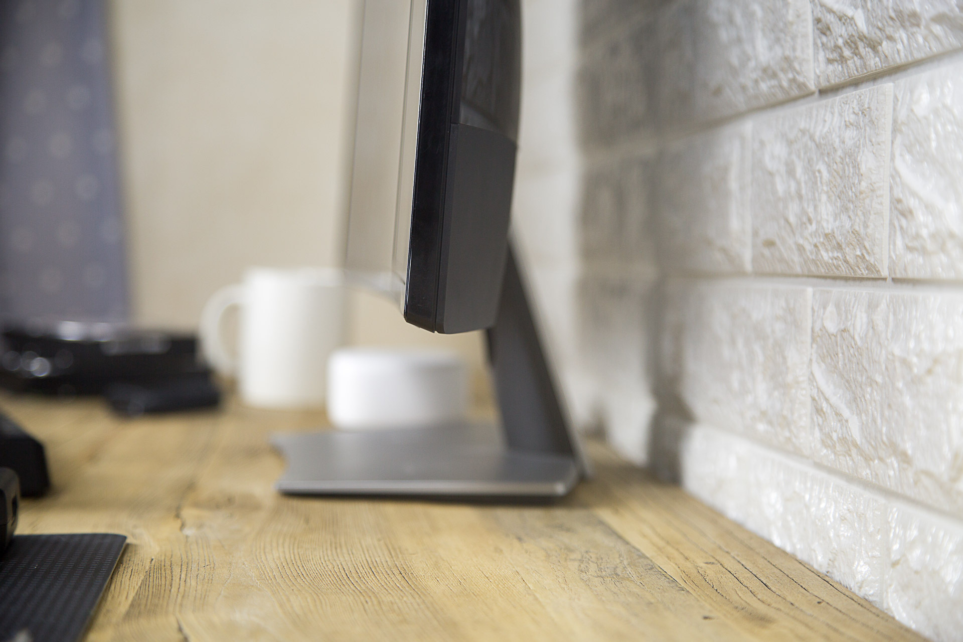 戴尔显示器27寸u2715h评测,戴尔2716h曲面显示器