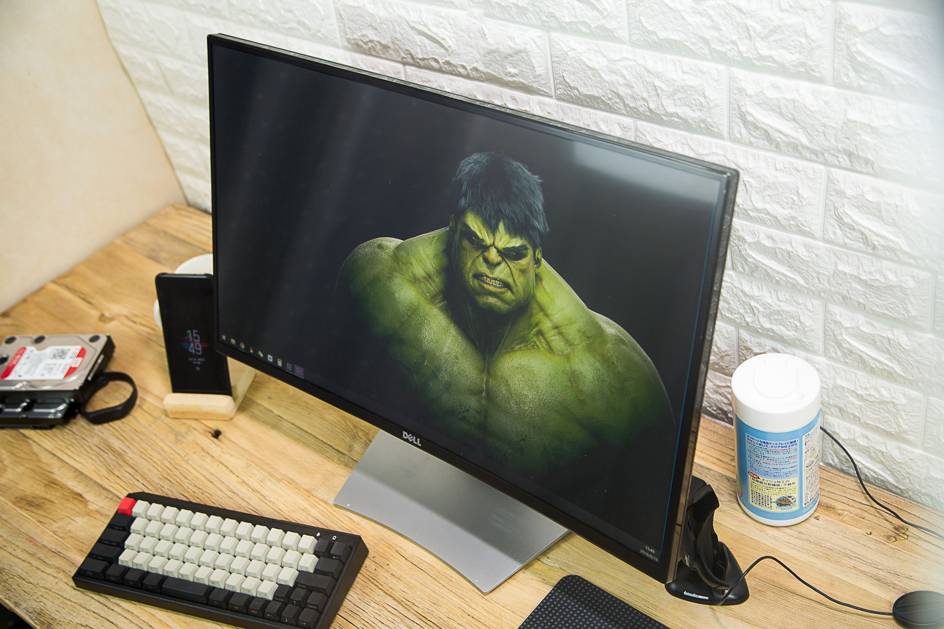 戴尔显示器27寸u2715h评测,戴尔2716h曲面显示器