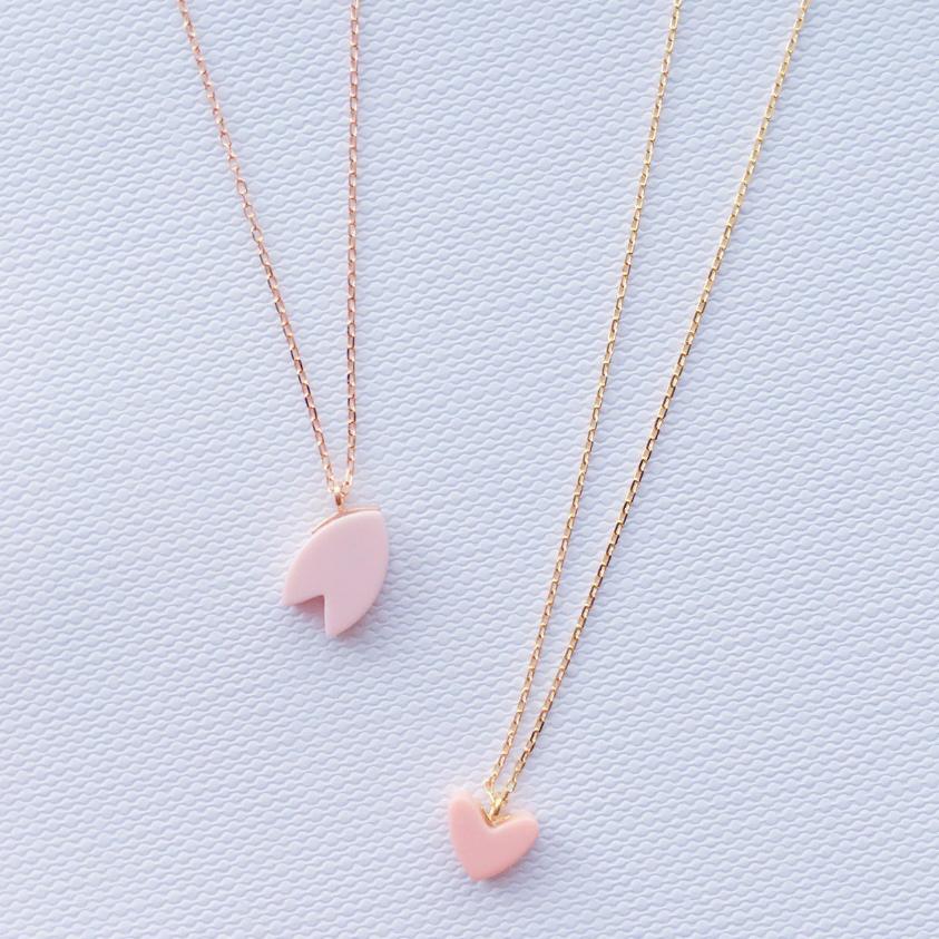 ahkah小红心为什么那么贵,ahkah小红心值得买吗