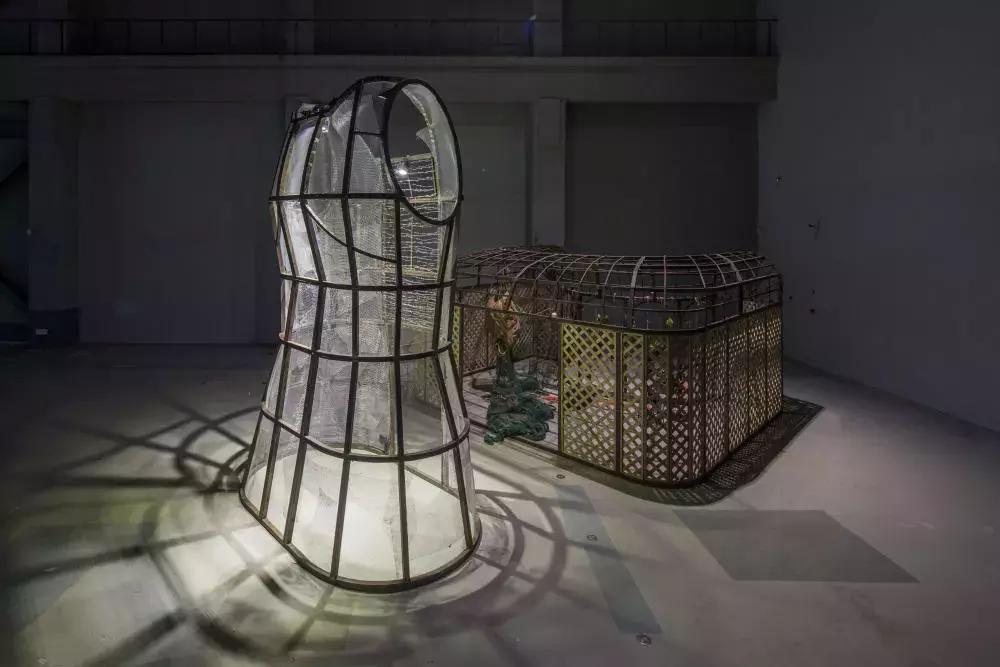 妮基圣法勒作品,妮基圣法勒作品解读