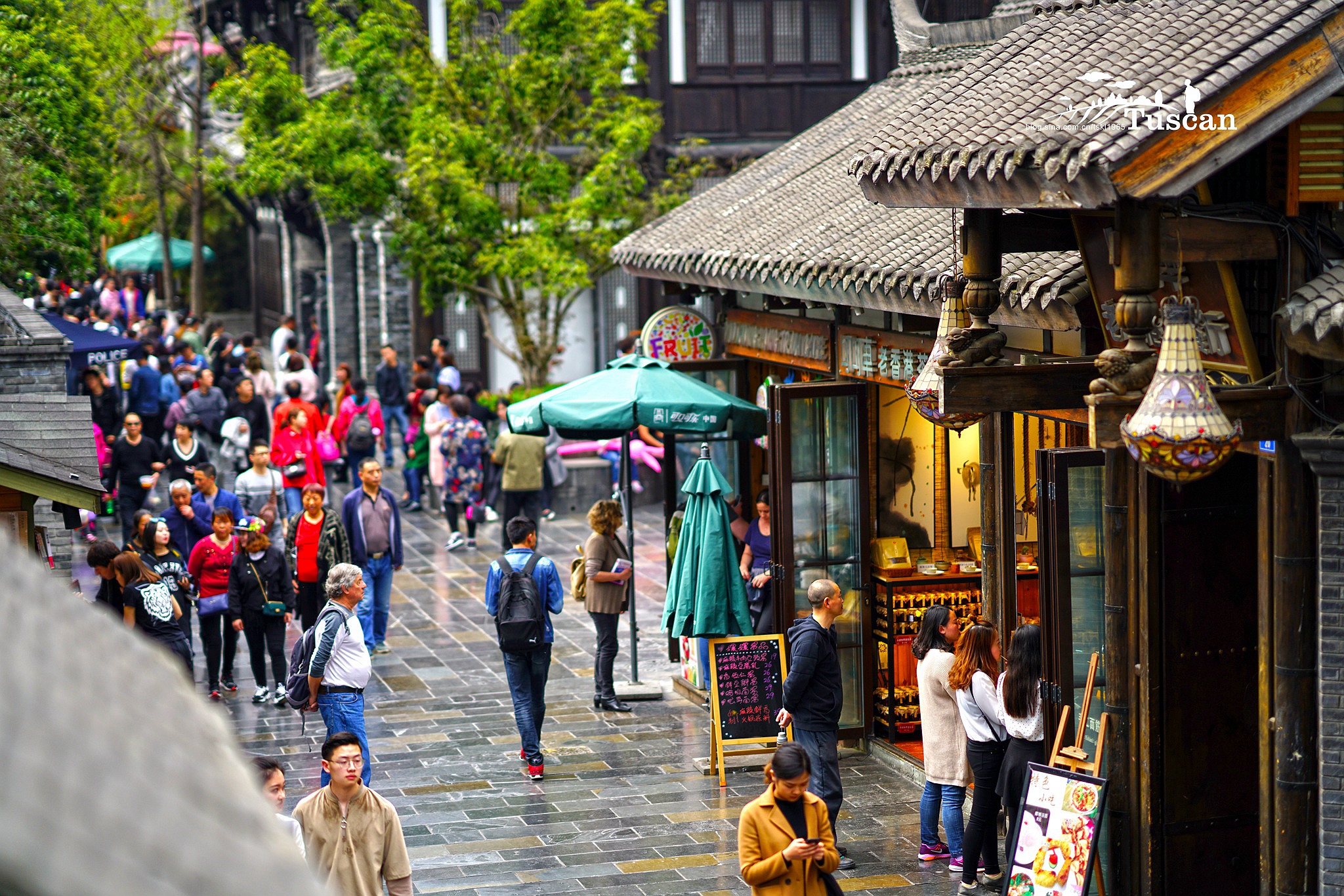 芙蓉花开成都,世茂成都茂御酒店大床房