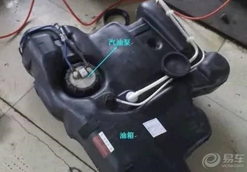 捷达发动机盖打开图解,打开发动机盖视频