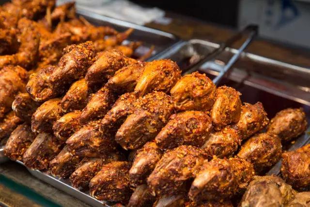 成都｜撸着串呷着茶，我们在“成姆斯特丹”找到不一样的乐子