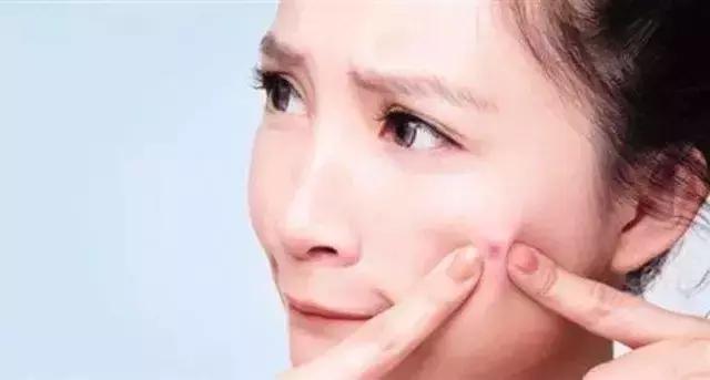 面对烂人该怎么做,当着众人的面给你难堪该如何面对