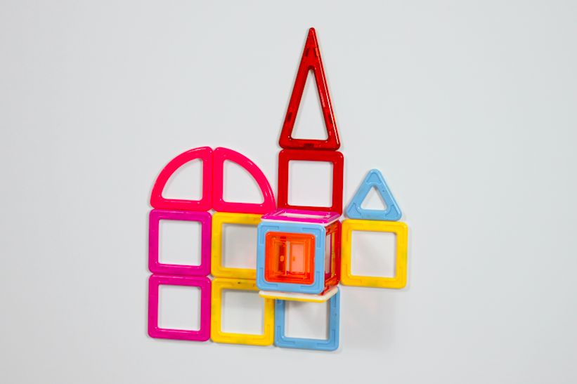 开团｜能画画、有磁力、超多配件、超高性价比的儿童涂鸦墙贴，看这里