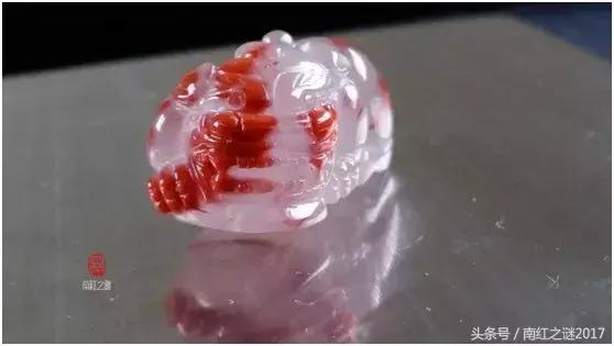 顶级南红和翡翠,南红和翡翠的区别