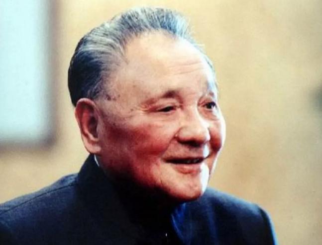 今天是*小平邓**诞辰114周年,让我们道一声:小平,您好!