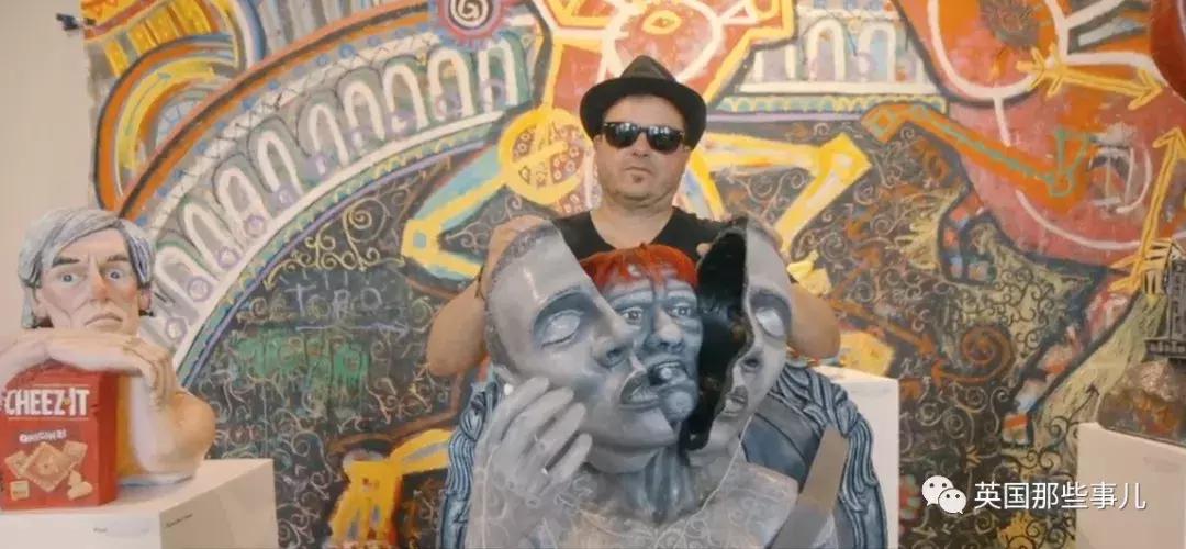 只爱恶作剧靠什么养家?他把所有东西变成纸捉弄人,这手艺简直了