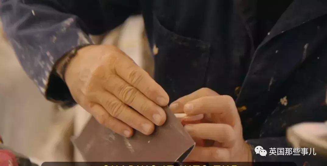 只爱恶作剧靠什么养家?他把所有东西变成纸捉弄人,这手艺简直了