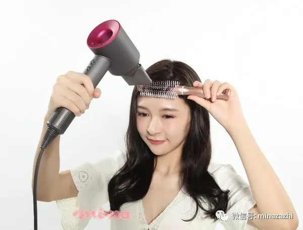 头发塌塌的适合什么蓬松发型,头发比较塌怎么把发型弄得蓬松