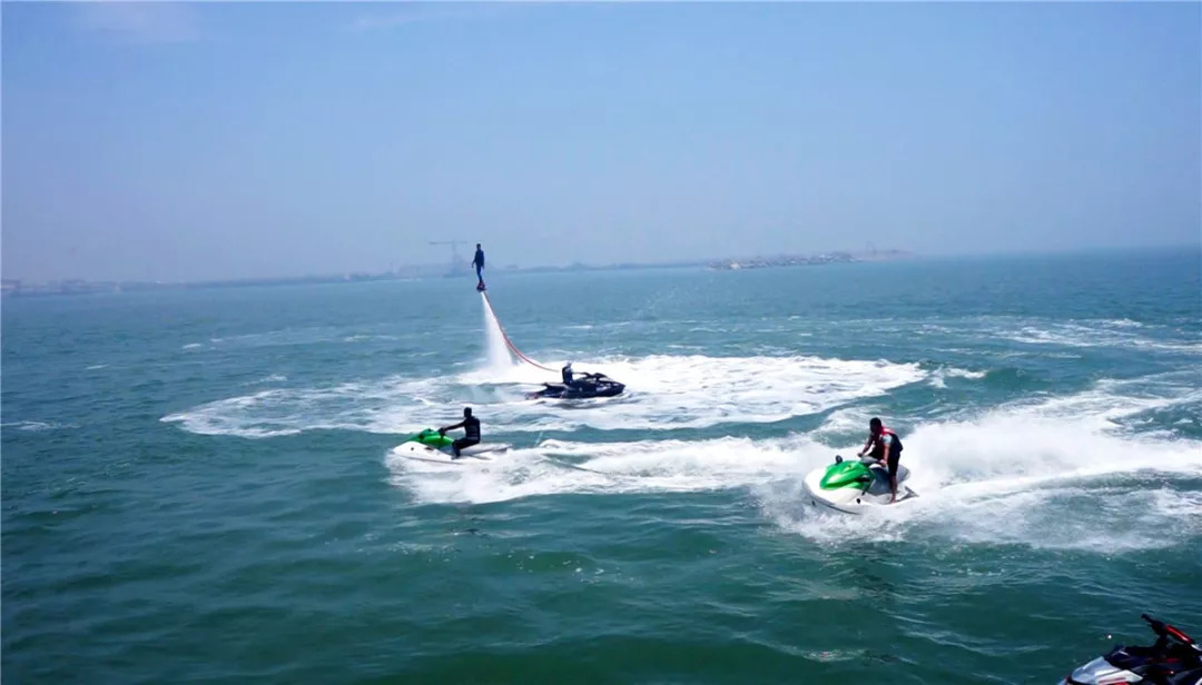 登上这艘神秘大船，体验24小时的时光穿越！