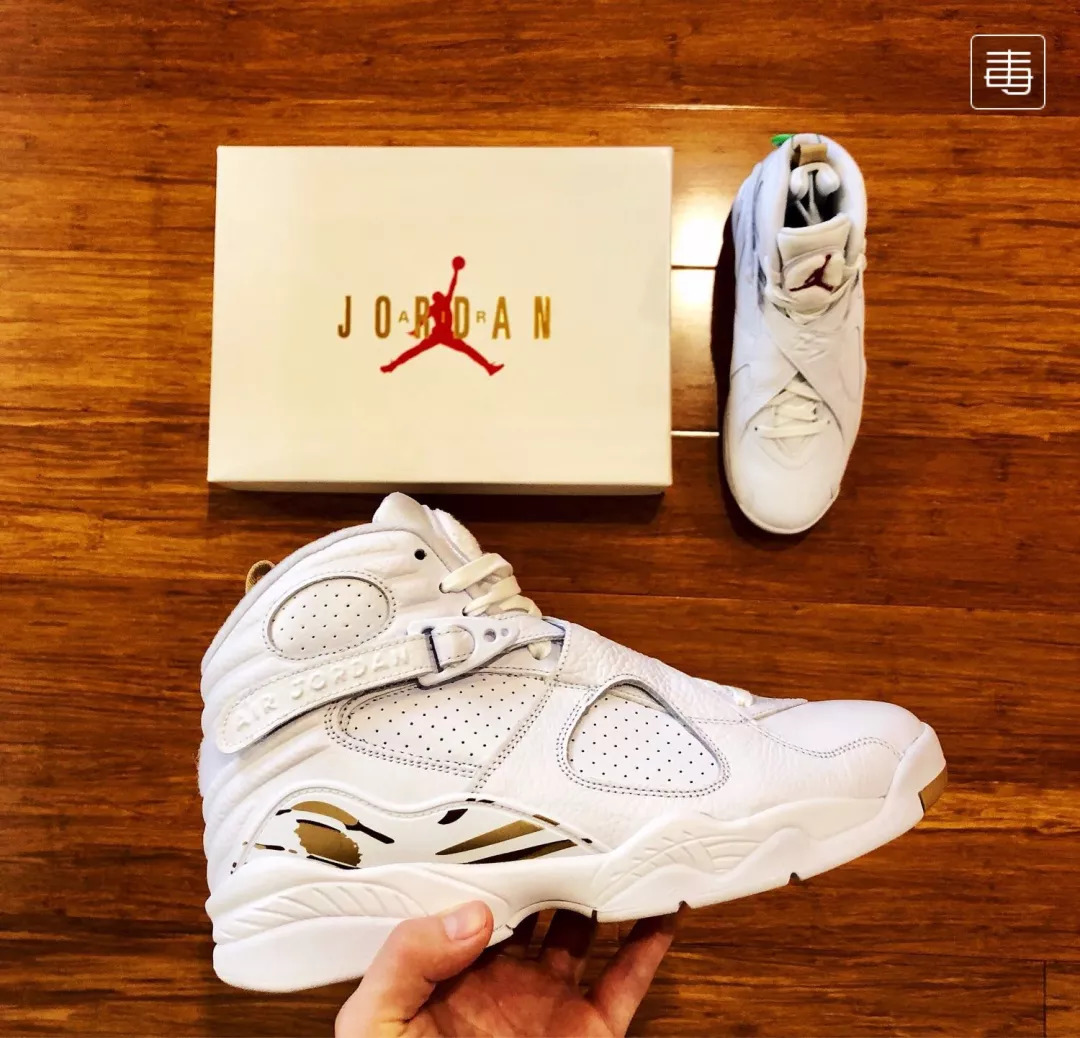 直男拍照拍鞋技巧,拍鞋怎么拍出高级感男生上脚